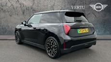 MINI Cooper 135kW E Classic 41kWh 3dr Auto Electric Hatchback